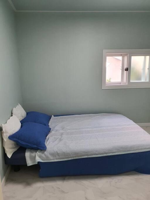 Appartamento 'seongbuk Castle Suites' 5 Bedroom, Castle-wall View, *