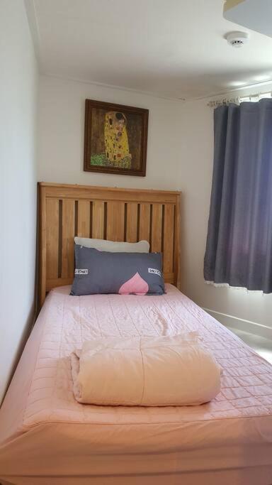 Appartamento 'seongbuk Castle Suites' 5 Bedroom, Castle-wall View, Seul
